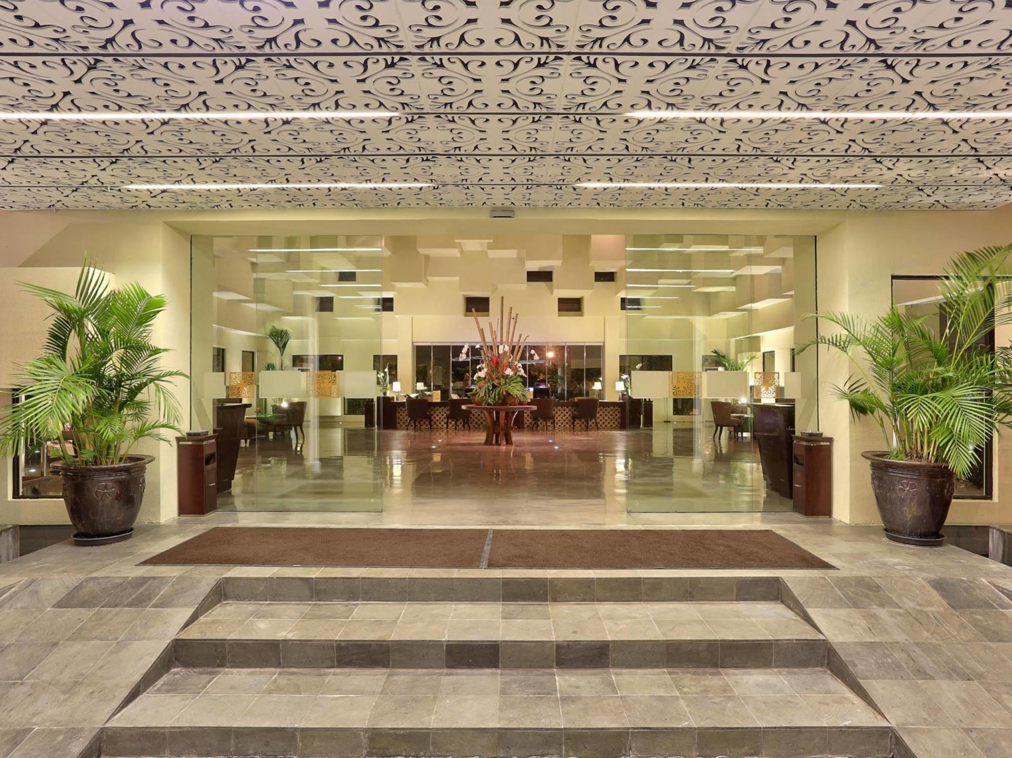 Bali Nusa Dua Hotel מראה חיצוני תמונה